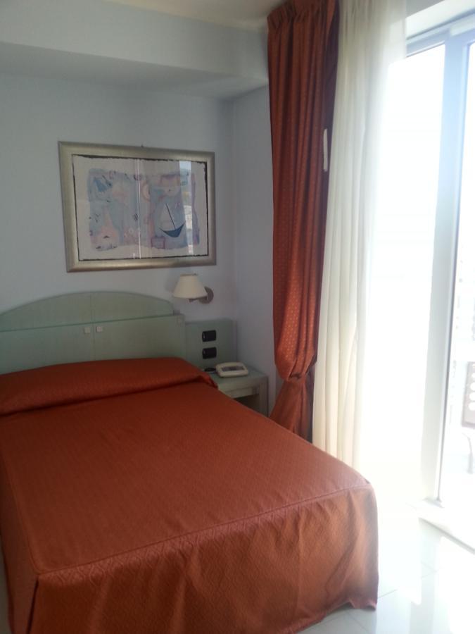 Hotel Eden Gigli 努马纳 外观 照片